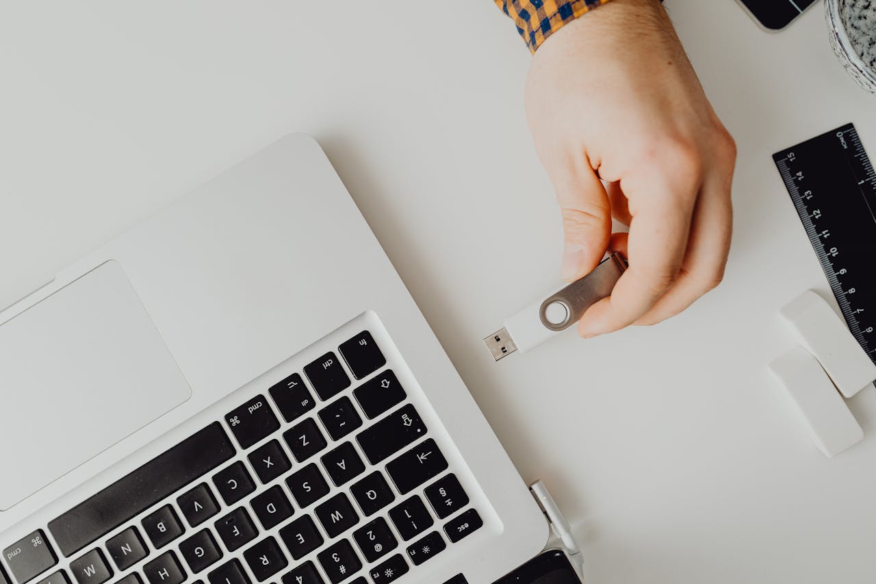 Guide d’achat : Quels critères à prendre en compte pour bien choisir votre clé USB ?